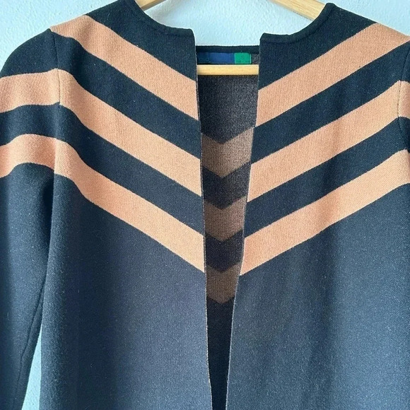 Ava Black & Tan Cardigan - Picture 5 of 9